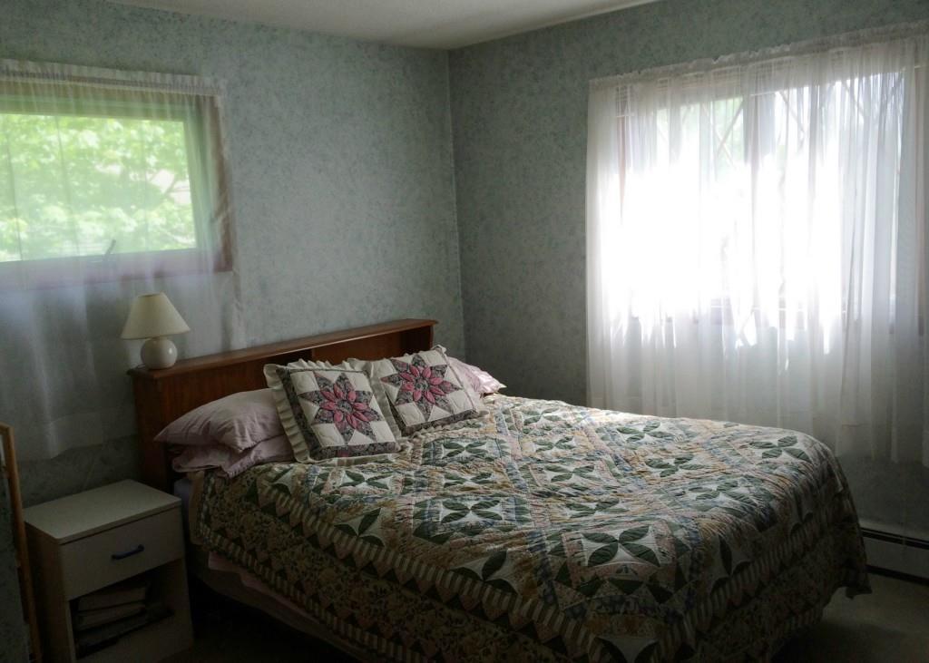 27 Maplewood Road Lewiston, ME 04240 - Photo 18 of 30 Another comfortable bedroom...
