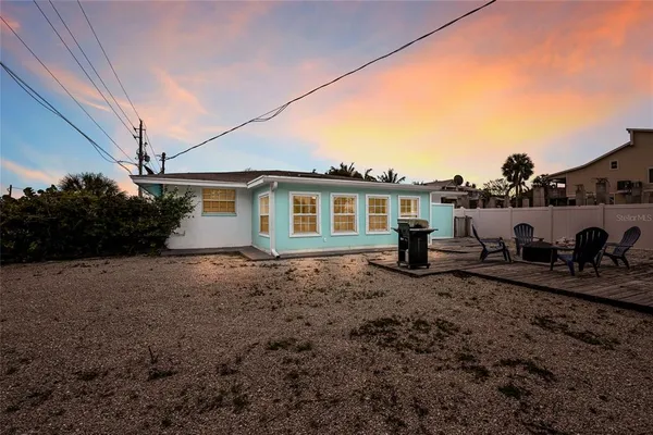 $1,575,000 | 120 Maple Avenue, Anna Maria, FL 34216