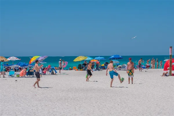 $1,575,000 | 120 Maple Avenue, Anna Maria, FL 34216