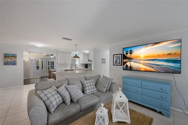 $1,575,000 | 120 Maple Avenue, Anna Maria, FL 34216