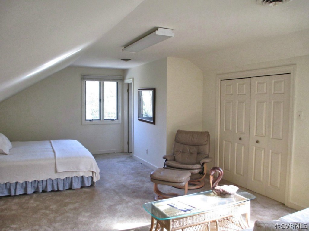 4303 Custis Road Richmond, VA 23225 - Photo 4 of 20 Gallery Image 4