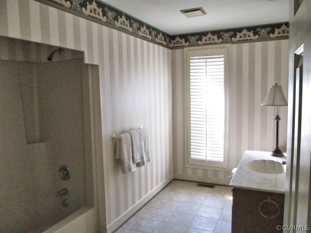 4303 Custis Road Richmond, VA 23225 - Photo 10 of 20 Gallery Image 10