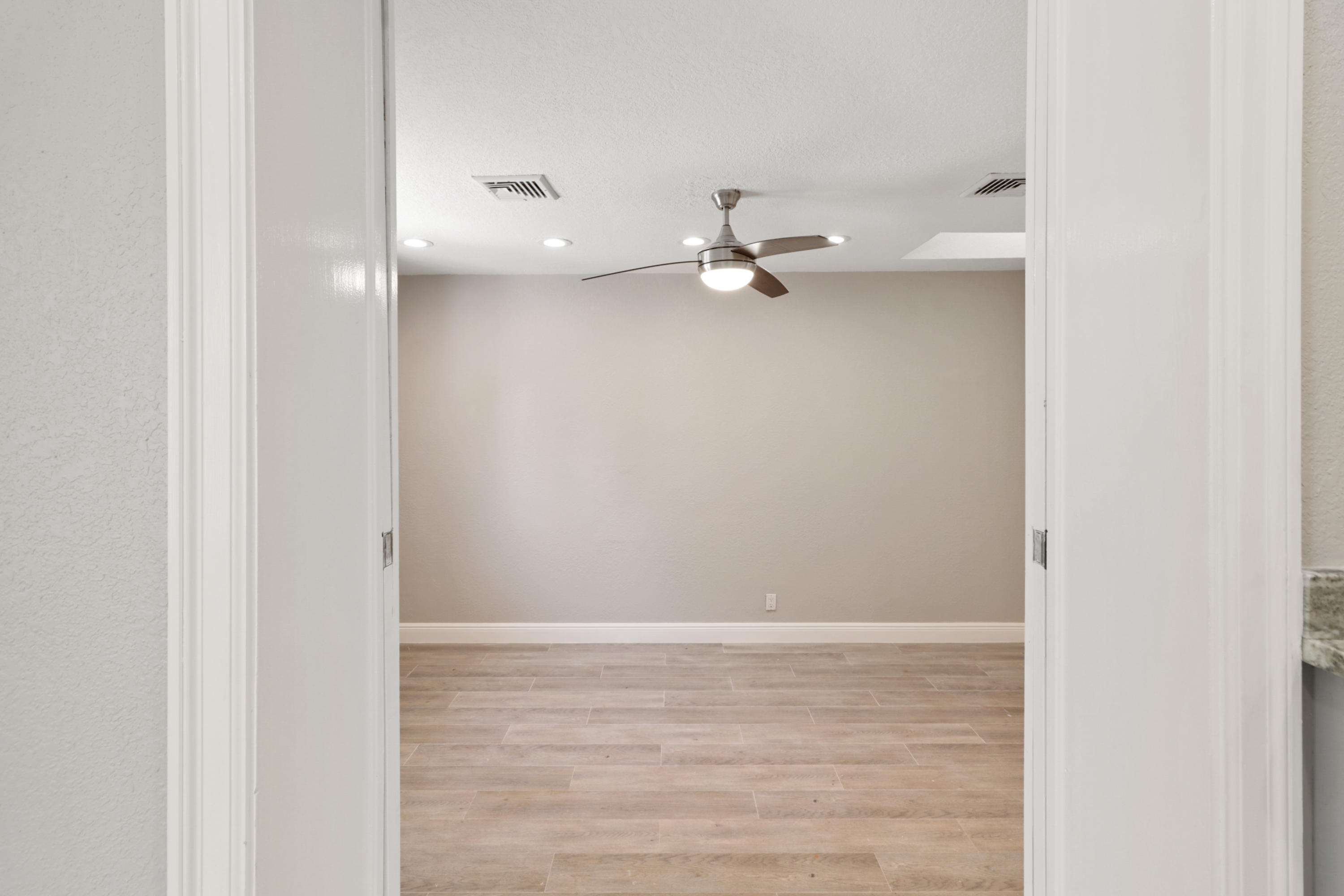 60 East Ocean Avenue Ocean Ridge, FL 33435 - Photo 23 of 45 IMG_8482