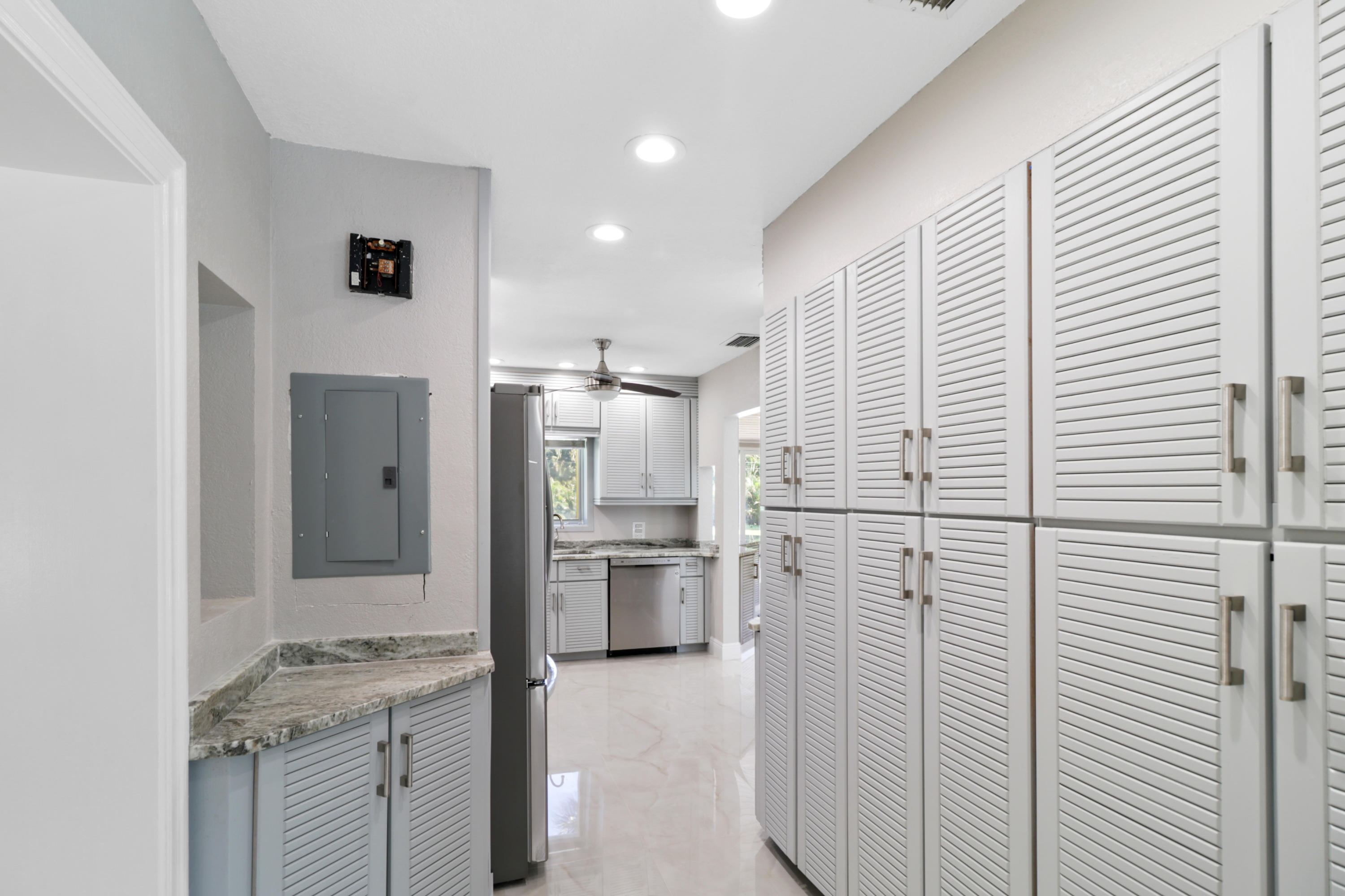 60 East Ocean Avenue Ocean Ridge, FL 33435 - Photo 24 of 45 IMG_8477