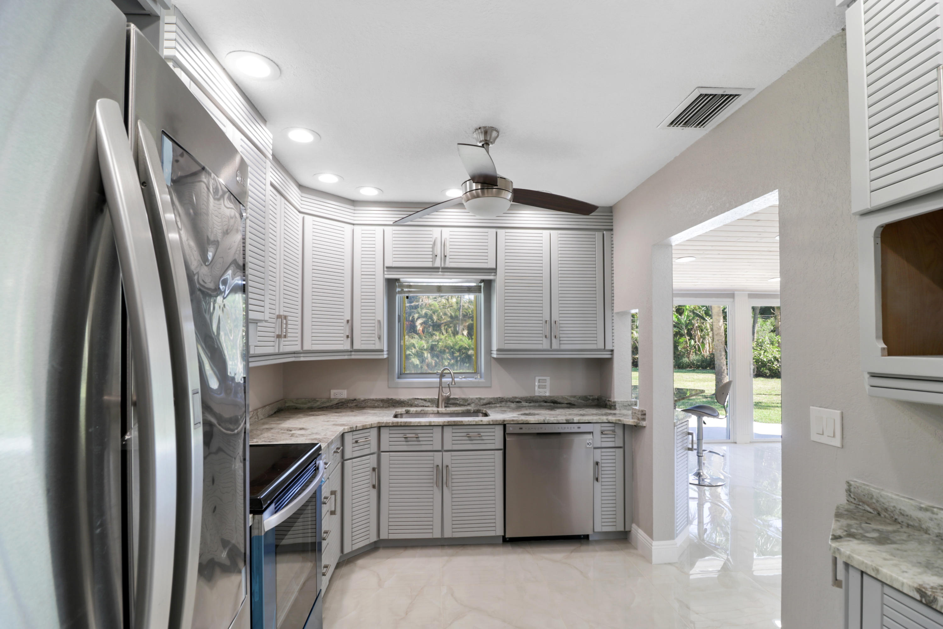 60 East Ocean Avenue Ocean Ridge, FL 33435 - Photo 25 of 45 IMG_8472