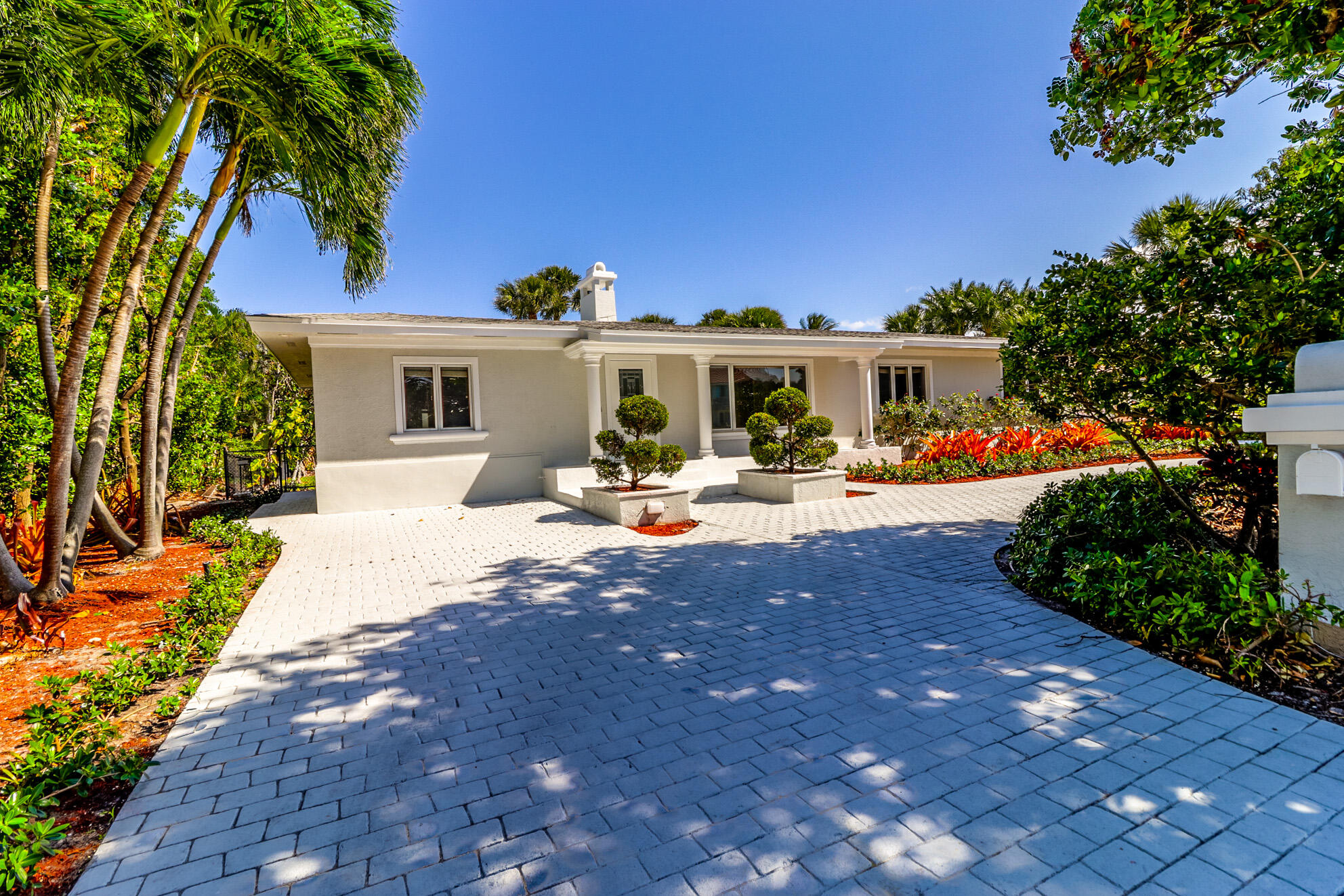 60 East Ocean Avenue Ocean Ridge, FL 33435 - Photo 3 of 45 IMG_8604-HDR