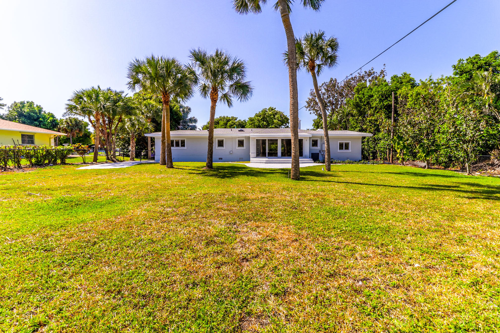 60 East Ocean Avenue Ocean Ridge, FL 33435 - Photo 4 of 45 IMG_8579-HDR