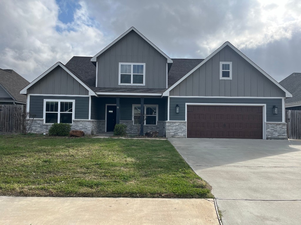 16 Greystone Court Angleton, TX 77515 - Photo 1 of 20