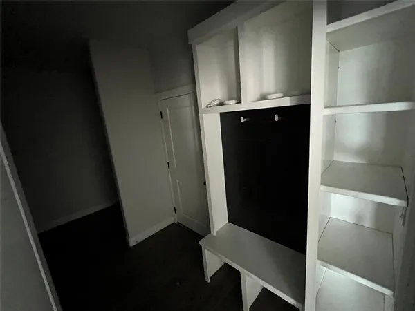 $401,000 | 16 Greystone Court, Angleton, TX 77515