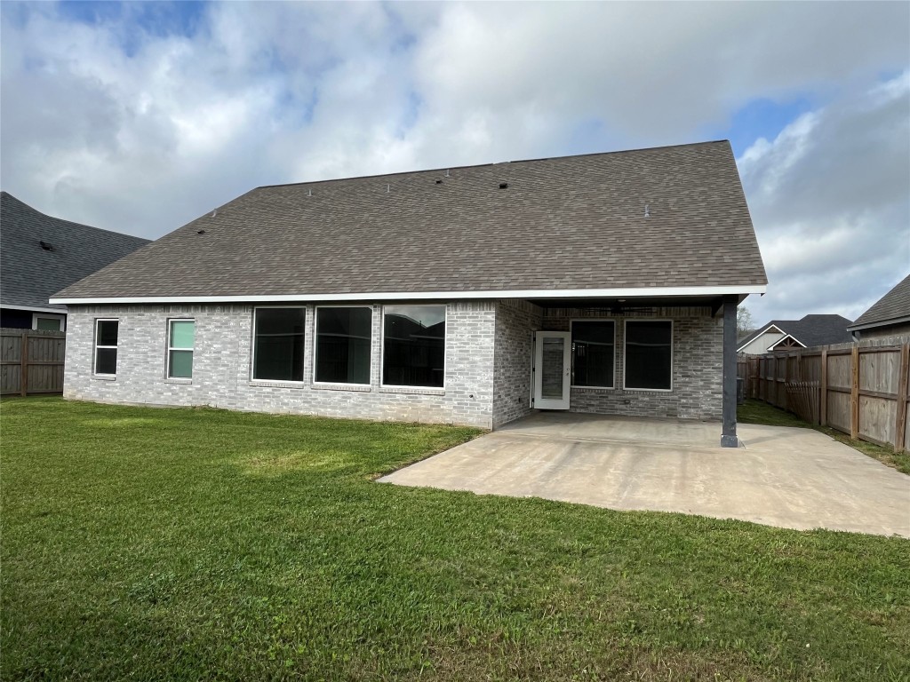 16 Greystone Court Angleton, TX 77515 - Photo 17 of 20