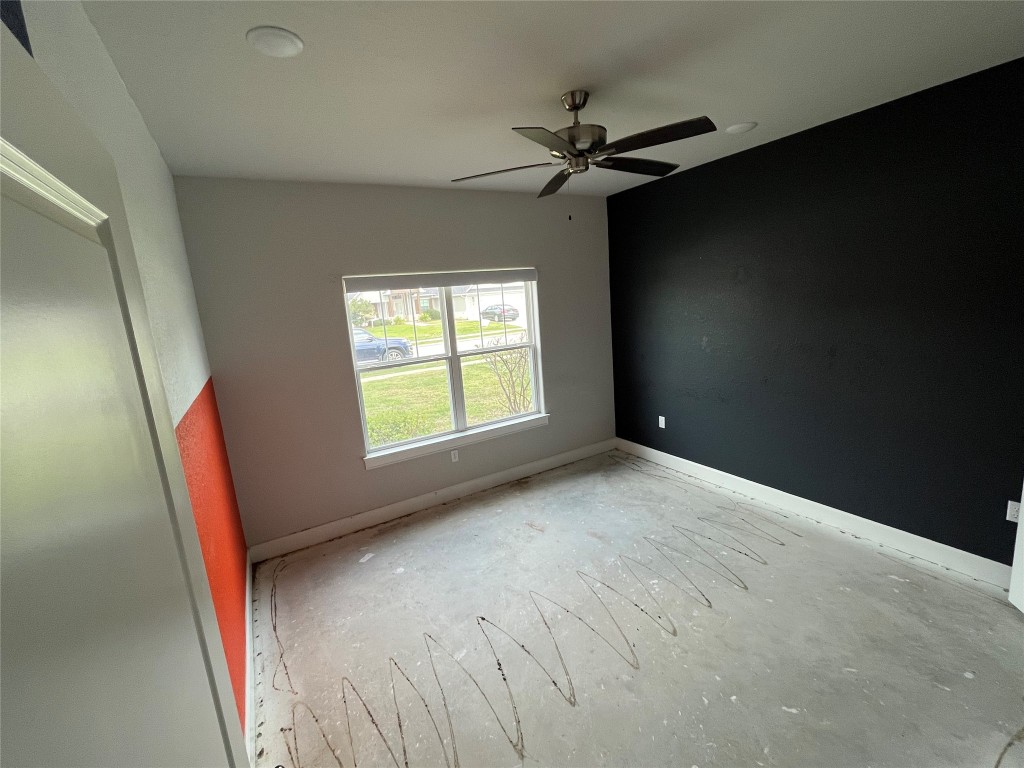 16 Greystone Court Angleton, TX 77515 - Photo 7 of 20