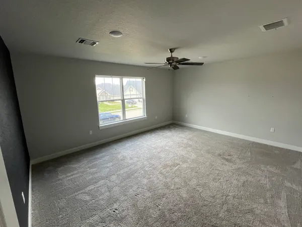 $401,000 | 16 Greystone Court, Angleton, TX 77515