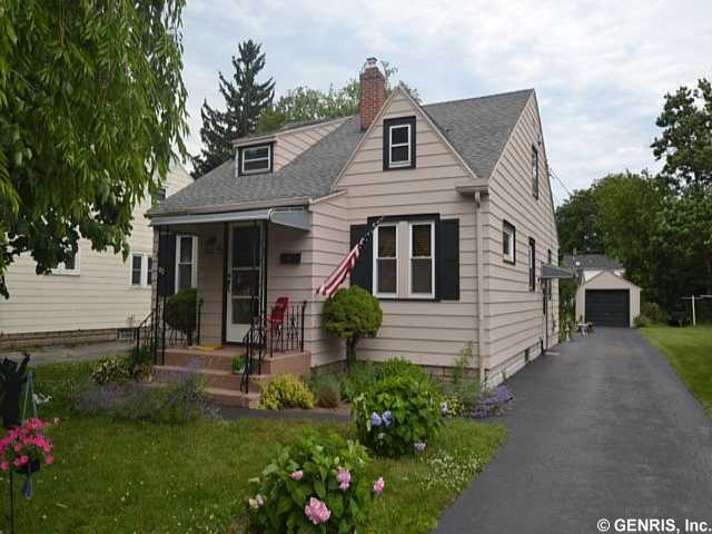 82 Winfield Road Irondequoit, NY 14622 - Photo 1 of 1 Exterior Front