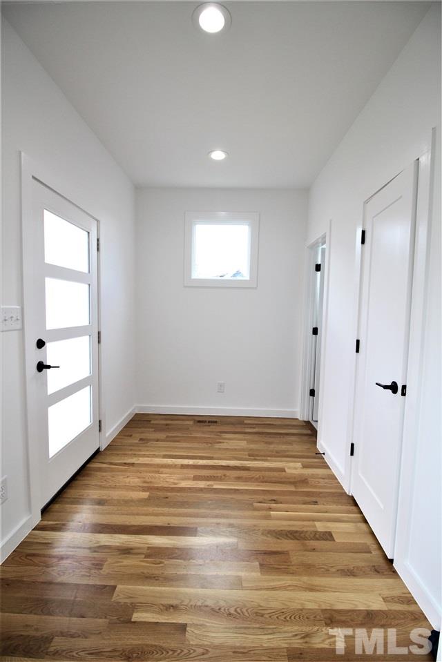 612 Candor Lane Raleigh, NC 27601 - Photo 9 of 28
