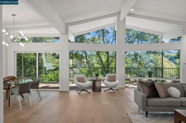 $2,748,000 | 233 Melody Lane, Orinda, CA 94563