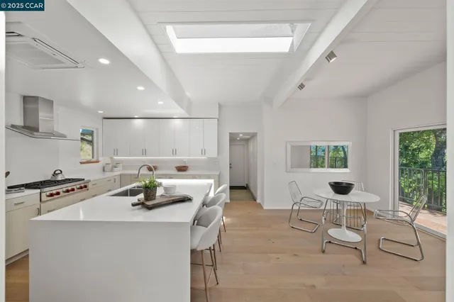 $2,748,000 | 233 Melody Lane, Orinda, CA 94563