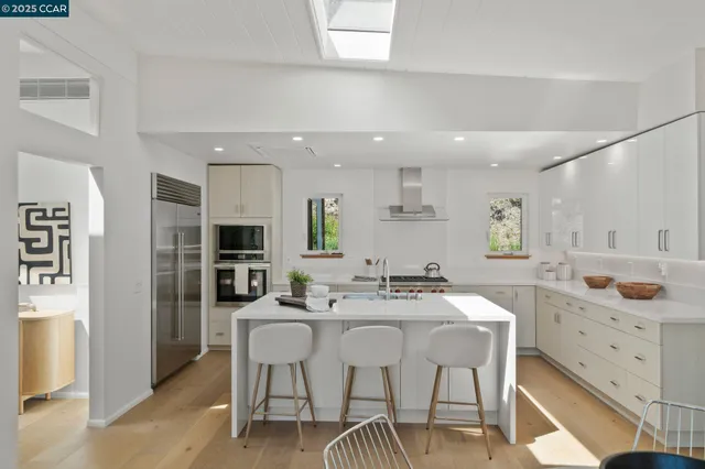 $2,748,000 | 233 Melody Lane, Orinda, CA 94563