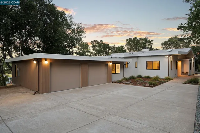 $2,748,000 | 233 Melody Lane, Orinda, CA 94563