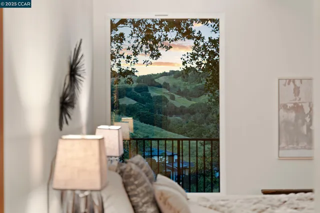 $2,748,000 | 233 Melody Lane, Orinda, CA 94563