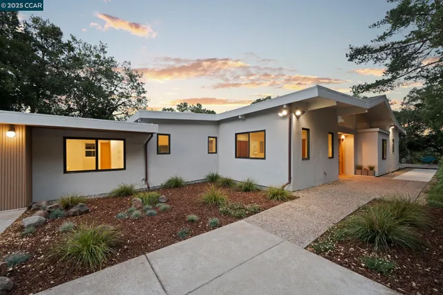 $2,748,000 | 233 Melody Lane, Orinda, CA 94563