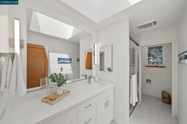 $2,748,000 | 233 Melody Lane, Orinda, CA 94563