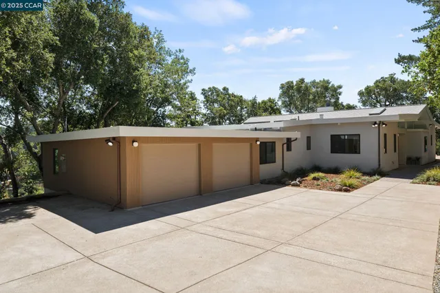 $2,748,000 | 233 Melody Lane, Orinda, CA 94563