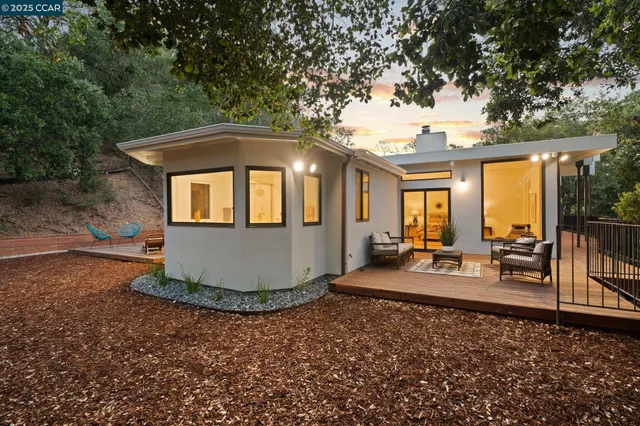 $2,748,000 | 233 Melody Lane, Orinda, CA 94563