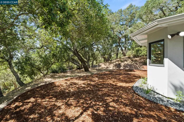 $2,748,000 | 233 Melody Lane, Orinda, CA 94563