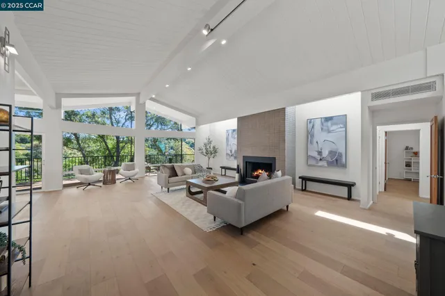 $2,748,000 | 233 Melody Lane, Orinda, CA 94563