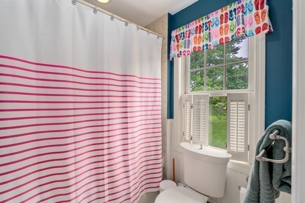 17 Westway Road Wayland, MA 01778 - Photo 17 of 26 Gallery Image 17