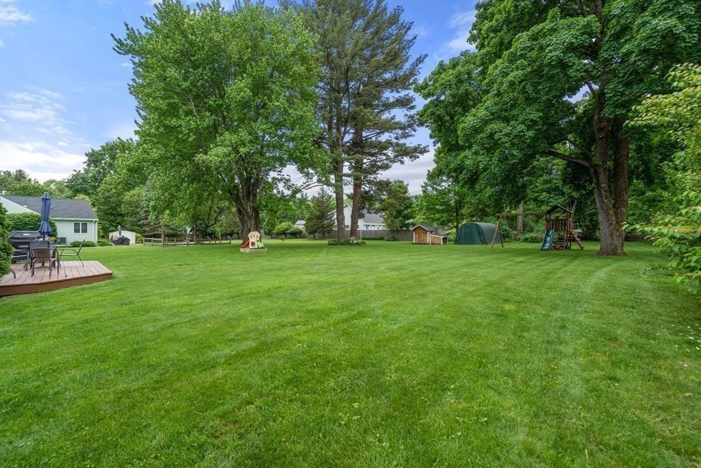 17 Westway Road Wayland, MA 01778 - Photo 25 of 26 Gallery Image 25