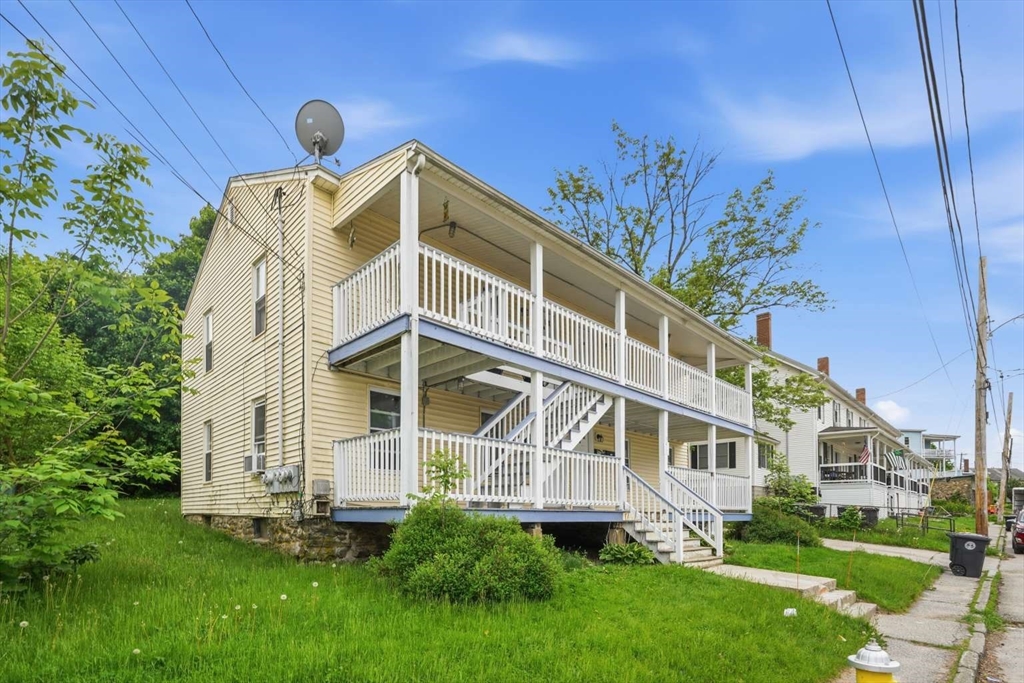 33 Union Street Southbridge, MA 01550 - Photo 13 of 20