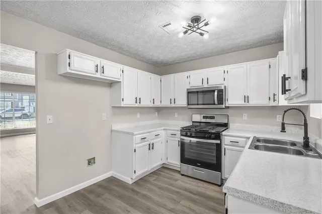 $274,500 | 826 Shore Drive, Lithonia, GA 30058