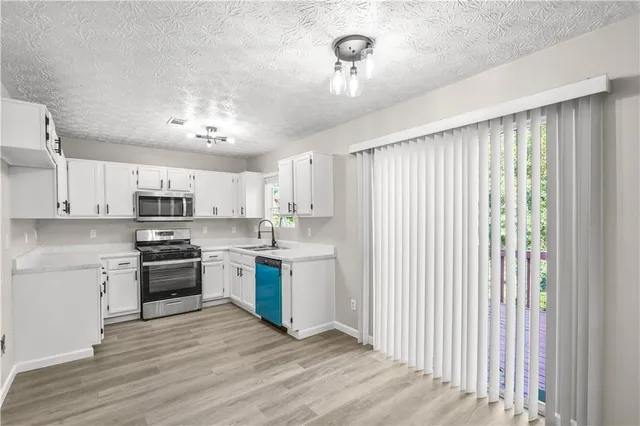 $274,500 | 826 Shore Drive, Lithonia, GA 30058