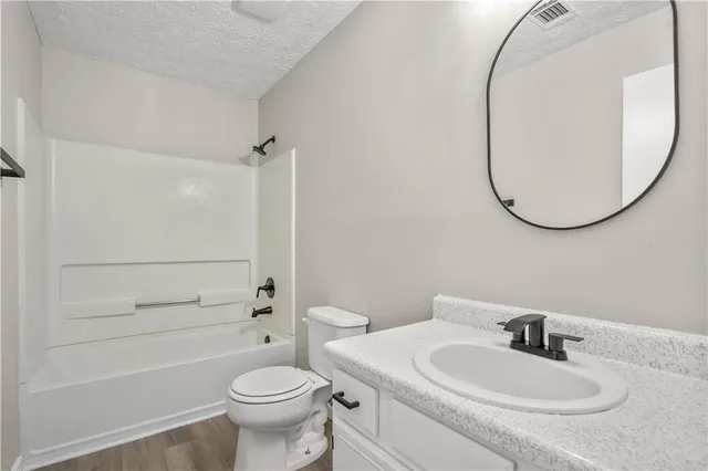 $274,500 | 826 Shore Drive, Lithonia, GA 30058