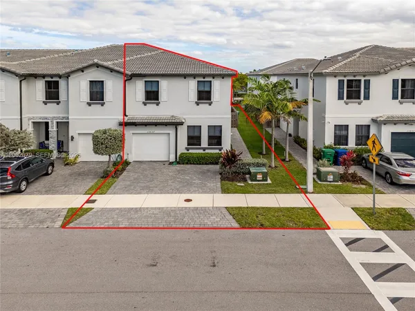 $3,250 | 13037 Southwest 286th Street, Unit 13037, Homestead, FL 33033