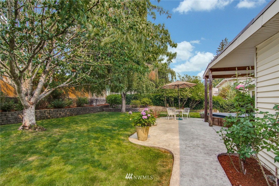 15741 121st Avenue Southeast Renton, WA 98058 - Photo 24 of 25 Gallery Image 24