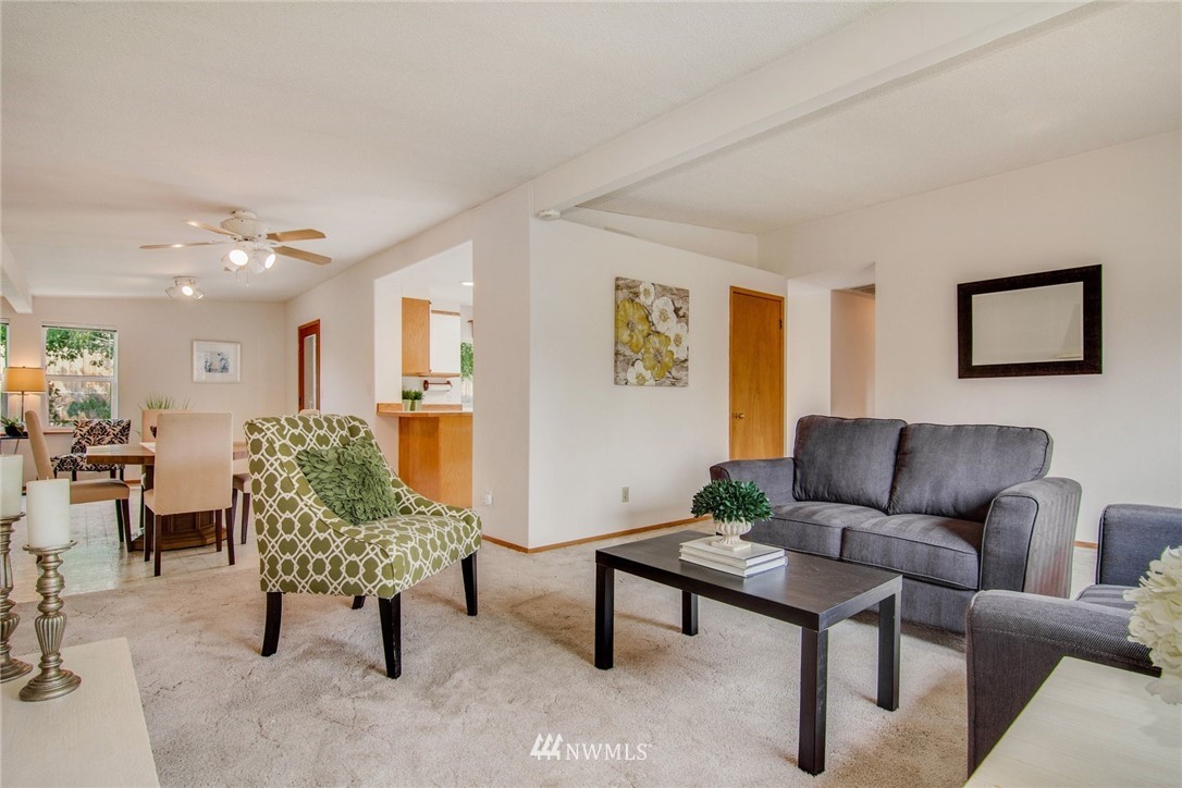 15741 121st Avenue Southeast Renton, WA 98058 - Photo 7 of 25 Gallery Image 7