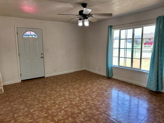 2012 Robertson Road Modesto, CA 95351 - Photo 6 of 35 Gallery Image 6