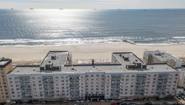 $650,000 | 522 Shore Road, Unit 6C, Long Beach, NY 11561