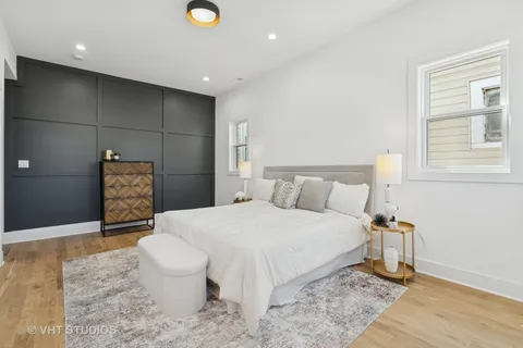 $999,500 | 3135 North Central Park Avenue, Chicago, IL 60618