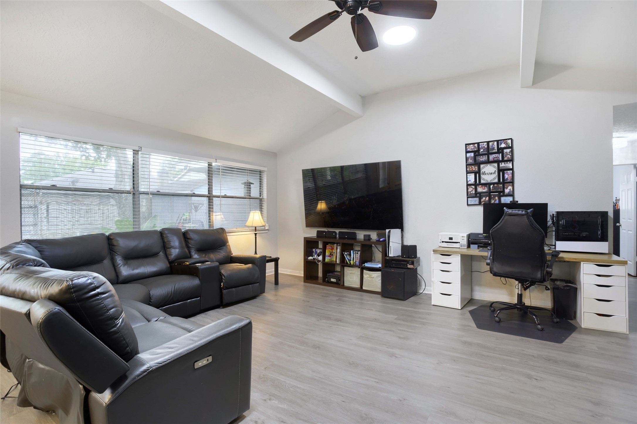 24127 Spring Day Lane Spring, TX 77373 - Photo 6 of 29