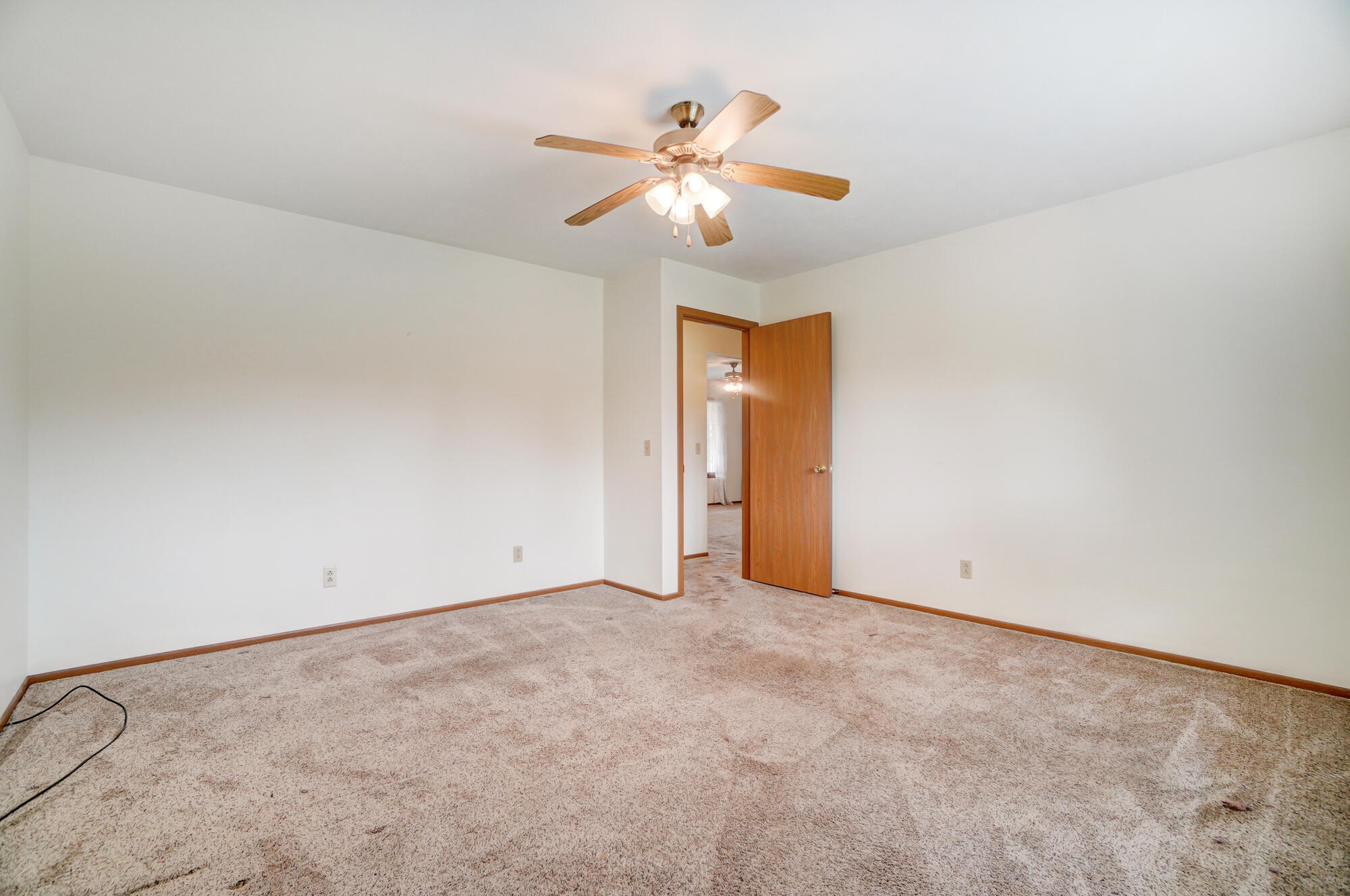 1141 Lindsey Road Springfield, OH 45503 - Photo 19 of 32 Gallery Image 19