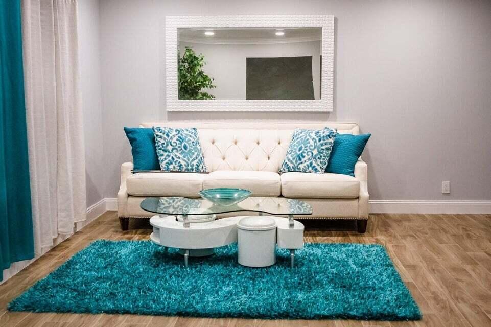 107 Timber Run West Riviera Beach, FL 33407 - Photo 6 of 19 Living Room