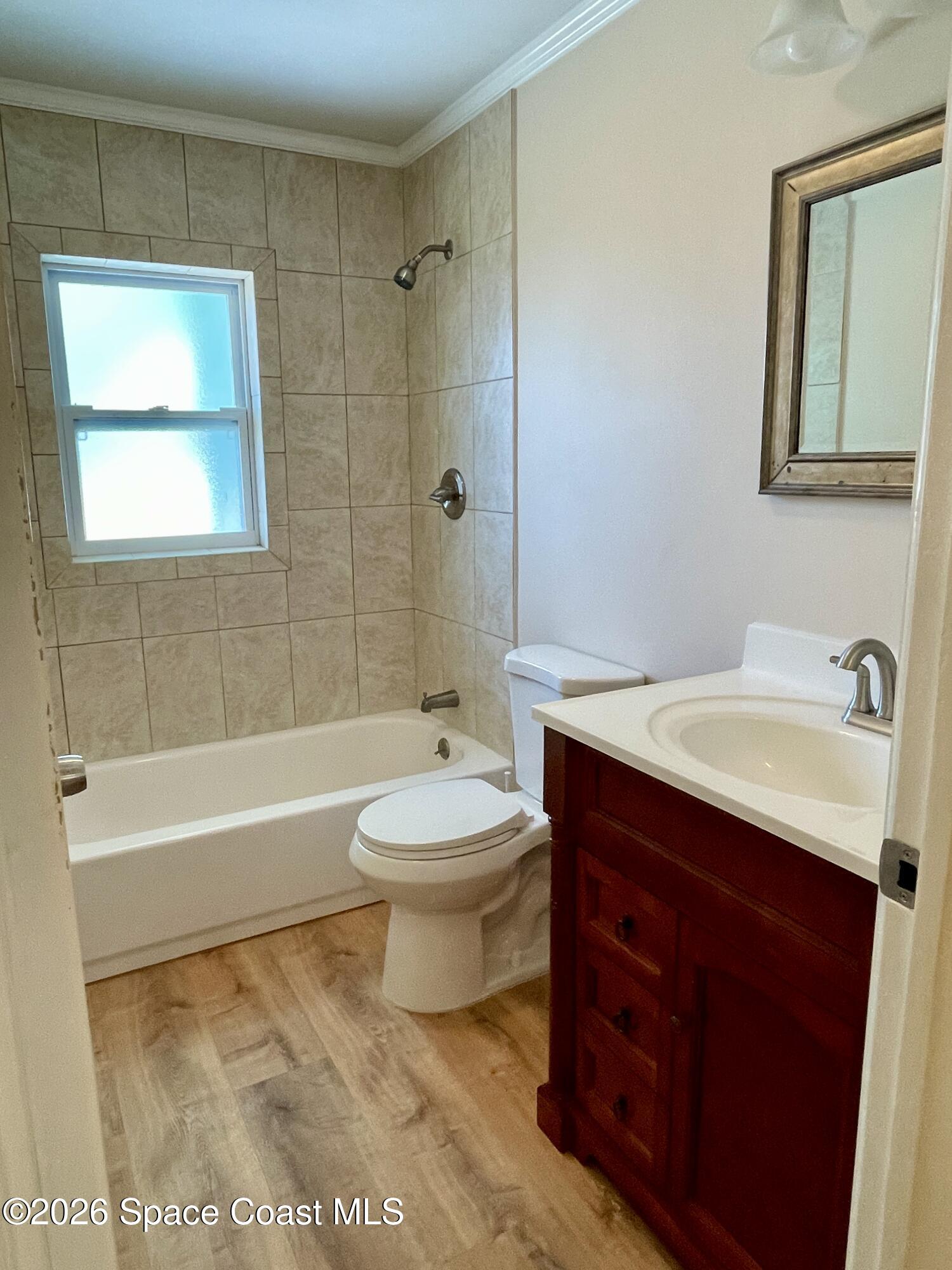 7260 Blue Shore Road Grant, FL 32949 - Photo 16 of 23 Guest bathroom