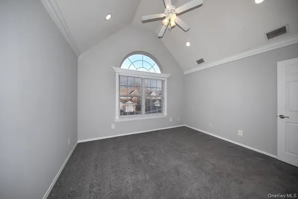 $4,105 | 30 Neal Path, Unit 30, Centereach, NY 11720
