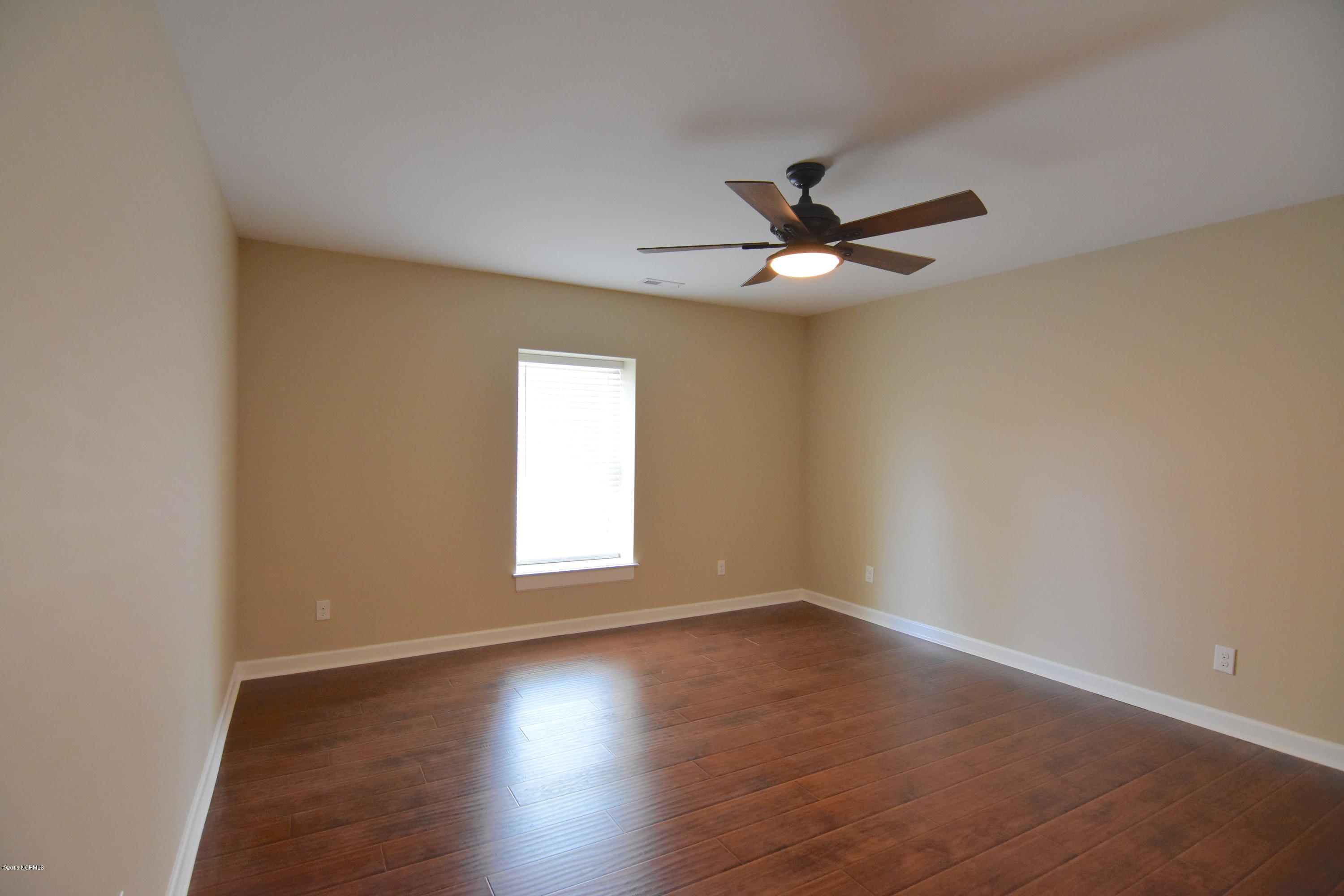 503 West Grantham Road New Bern, NC 28562 - Photo 21 of 25 Guest Bedroom