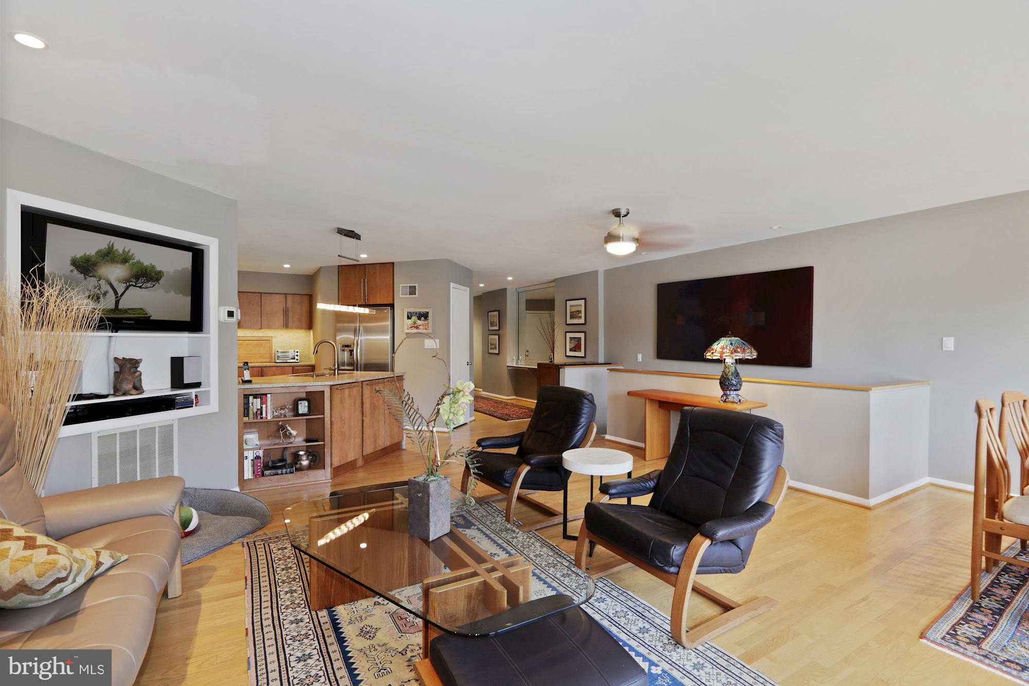 1969 Lakeport Way Reston, VA 20191 - Photo 11 of 32