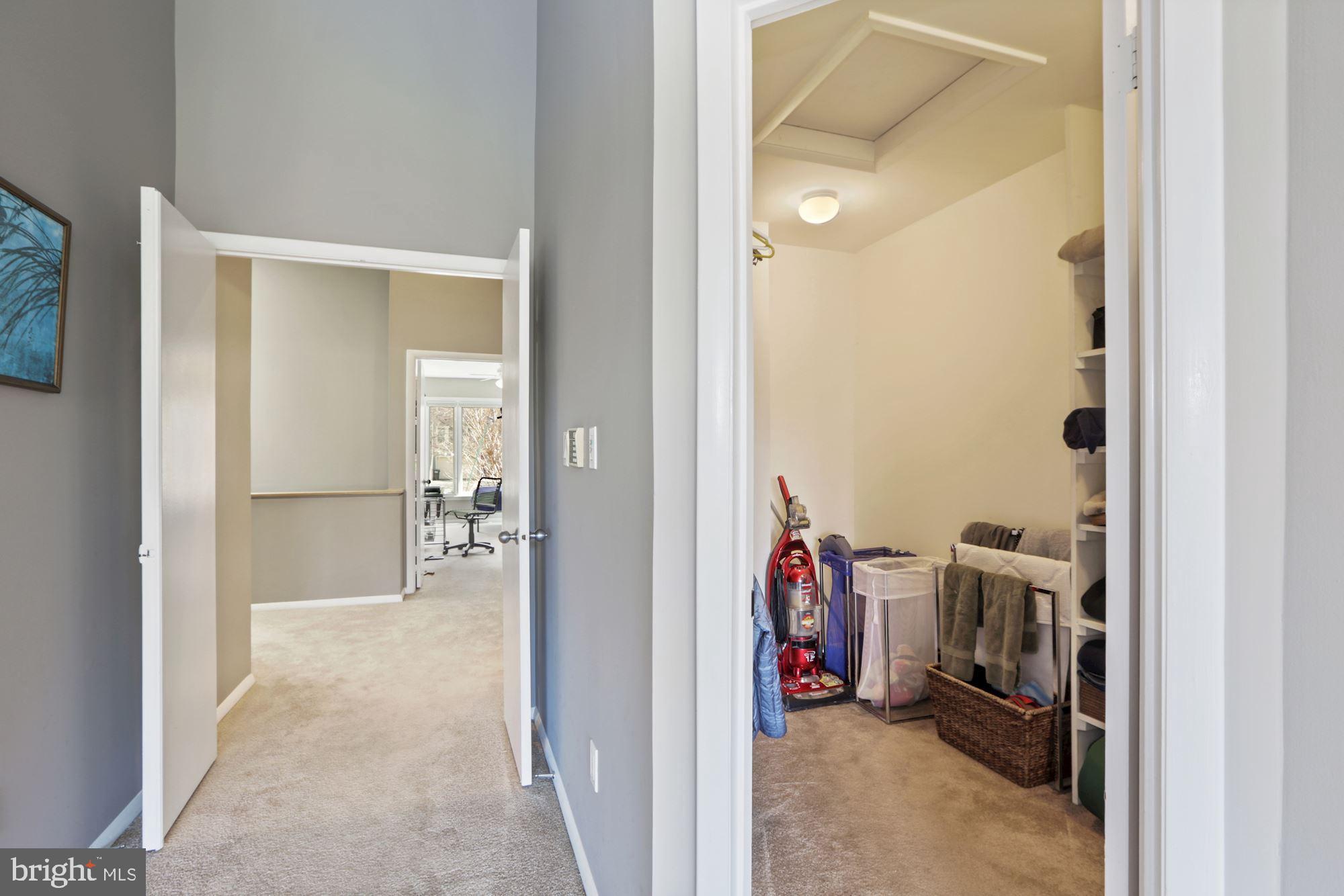 1969 Lakeport Way Reston, VA 20191 - Photo 19 of 32