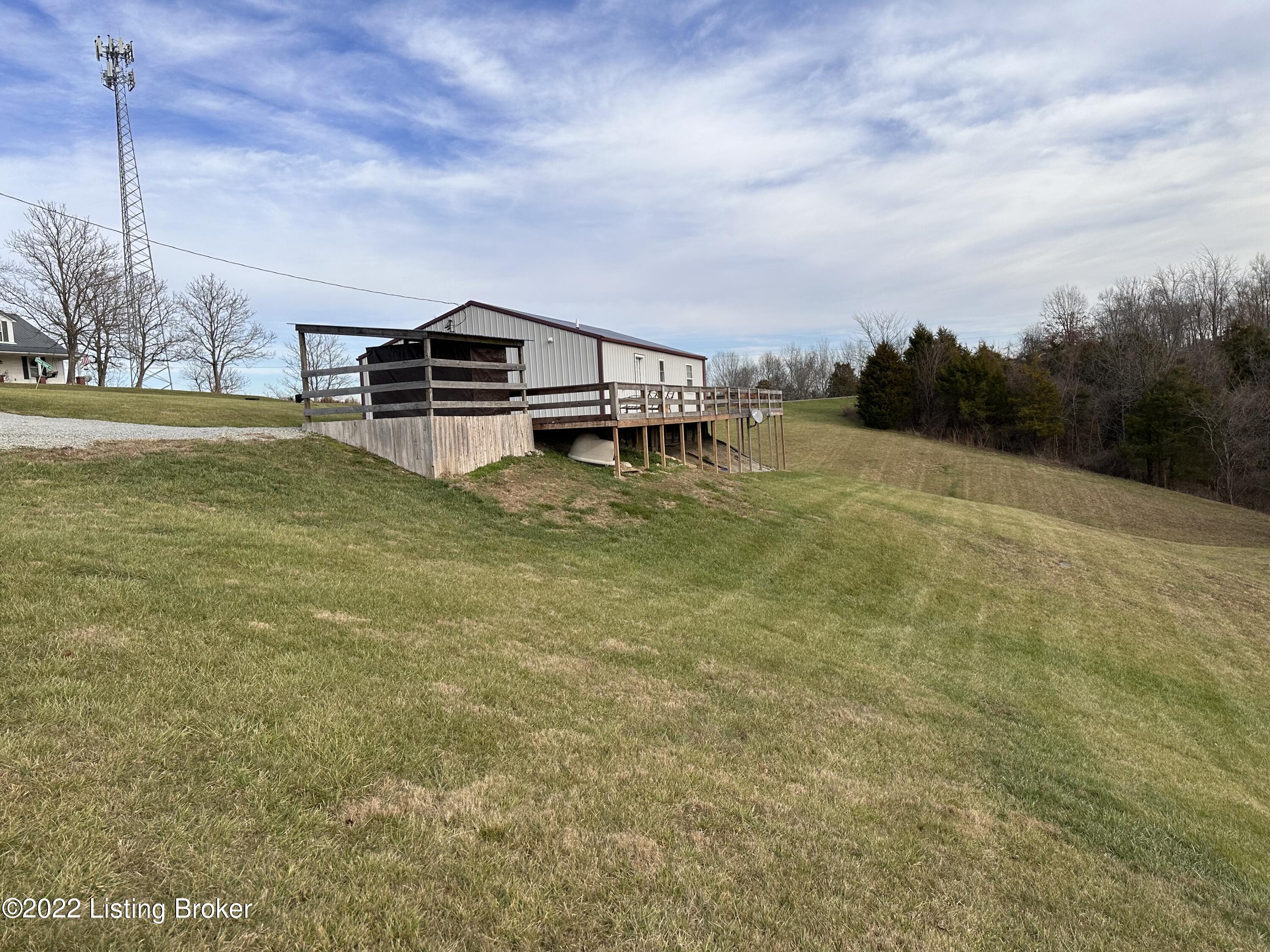 2285 Highview Church Road Bloomfield, KY 40008 - Photo 2 of 17 IMG-5871
